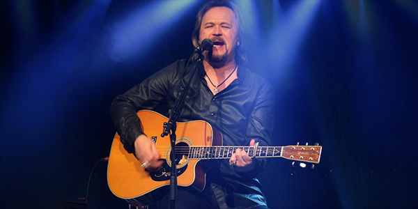 Image of Travis Tritt