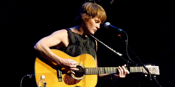 Image of Shawn Colvin