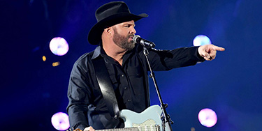 Image of Garth Brooks