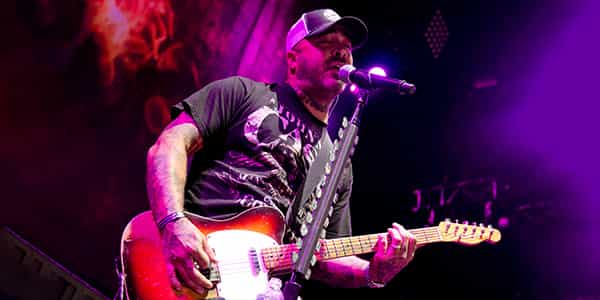 Image of Aaron Lewis In Charles Town