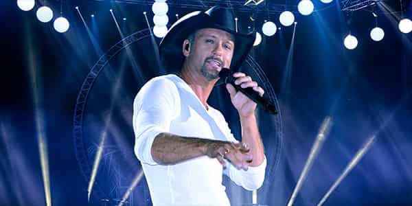 Image of Tim Mc Graw In Hershey