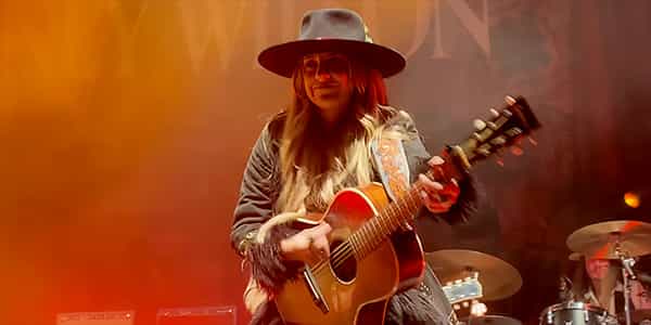 Image of Lainey Wilson In Sioux Falls