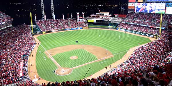 Image of Cincinnati Reds In Flushing