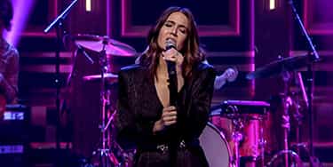 Image of Mandy Moore