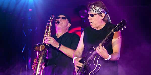 Image of George Thorogood And The Destroyers In Medicine Hat