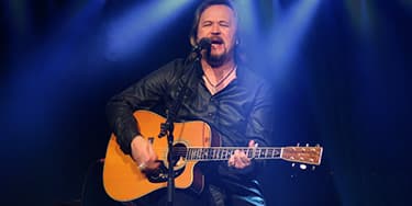 Image of Travis Tritt In St. Louis