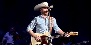Image of Justin Moore In Cedar Rapids