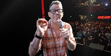 Image of Steve O In Oliver