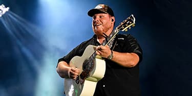 Image of Luke Combs In Cambridge
