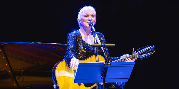 Image of Judy Collins