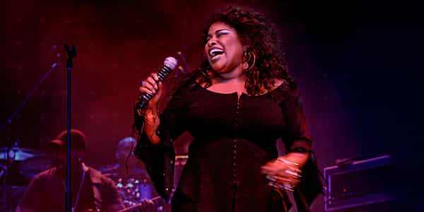 Image of Chaka Khan In Grand Rapids