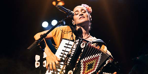 Image of Julieta Venegas
